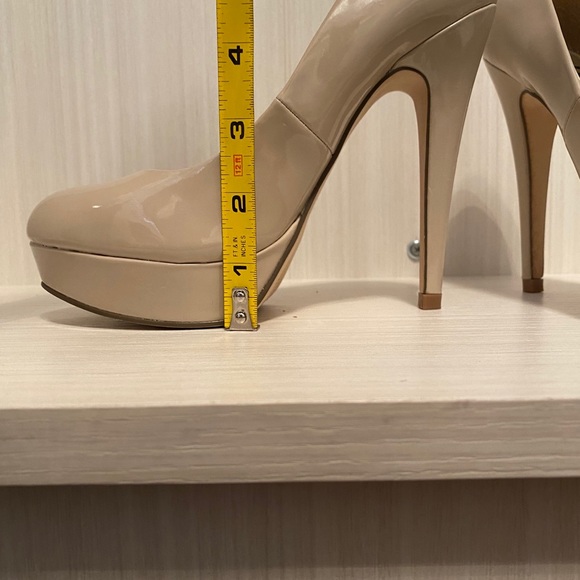 Guess Platform Patent Leather Heel Size 5.5 - Picture 6 of 8